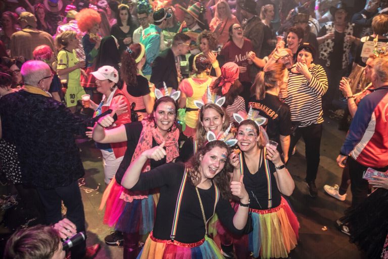 Onderwijs Carnavalsbal in Helmond 2026