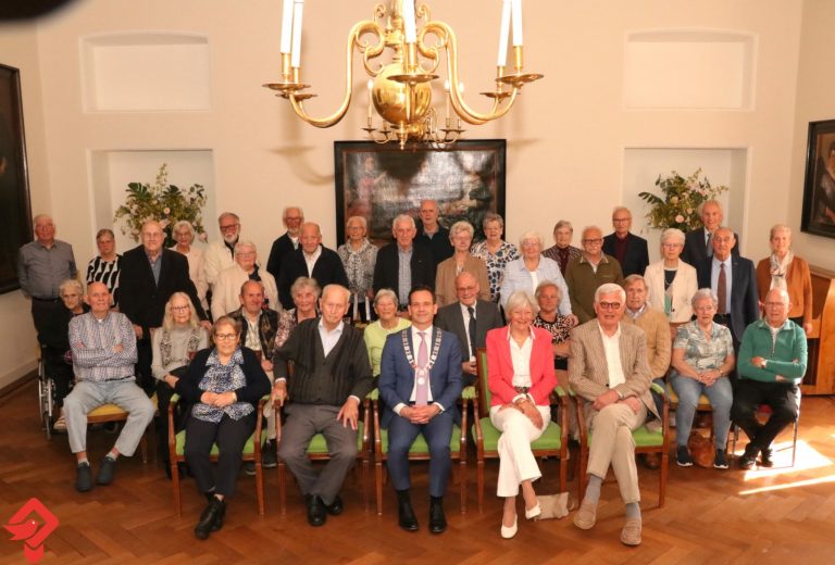 Er was weer een mega ontvangst van diamanten bruidsparen in het Kasteel